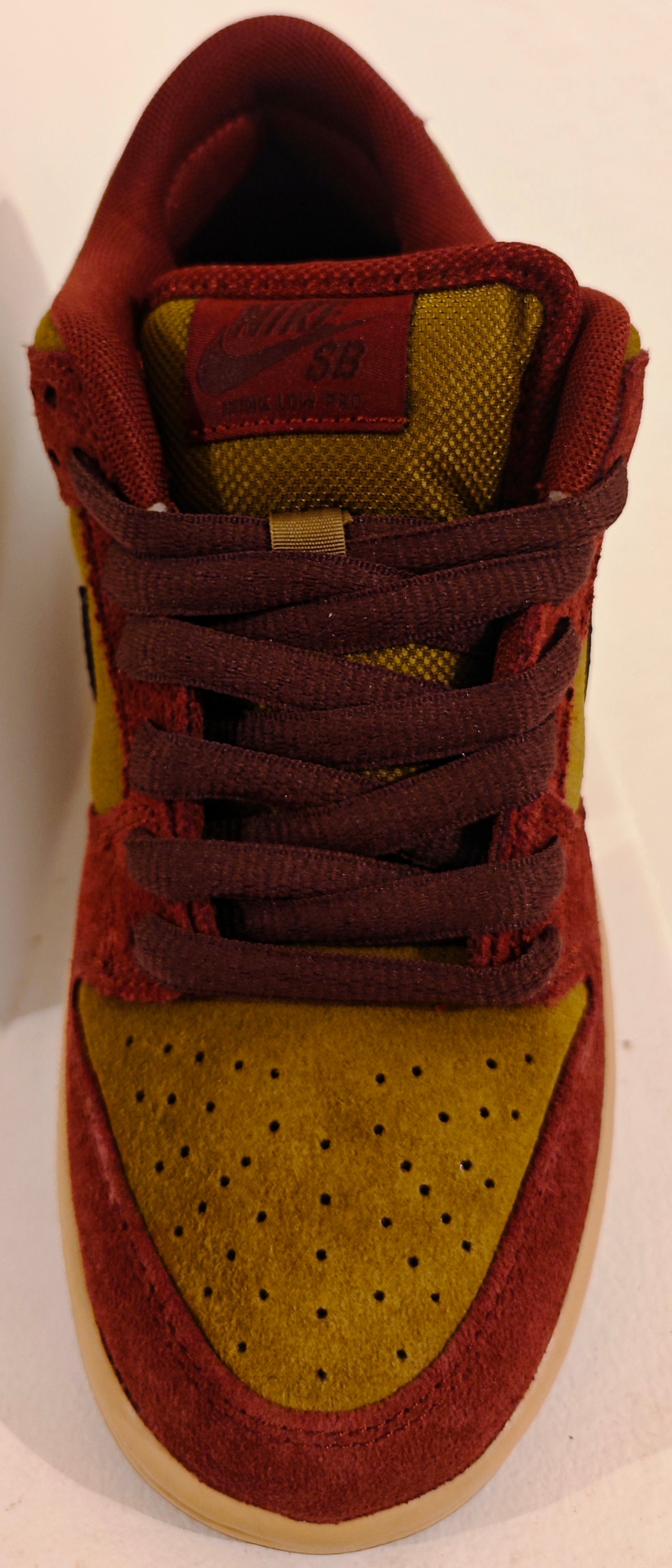 NIKE SB DUNK LOW PRO